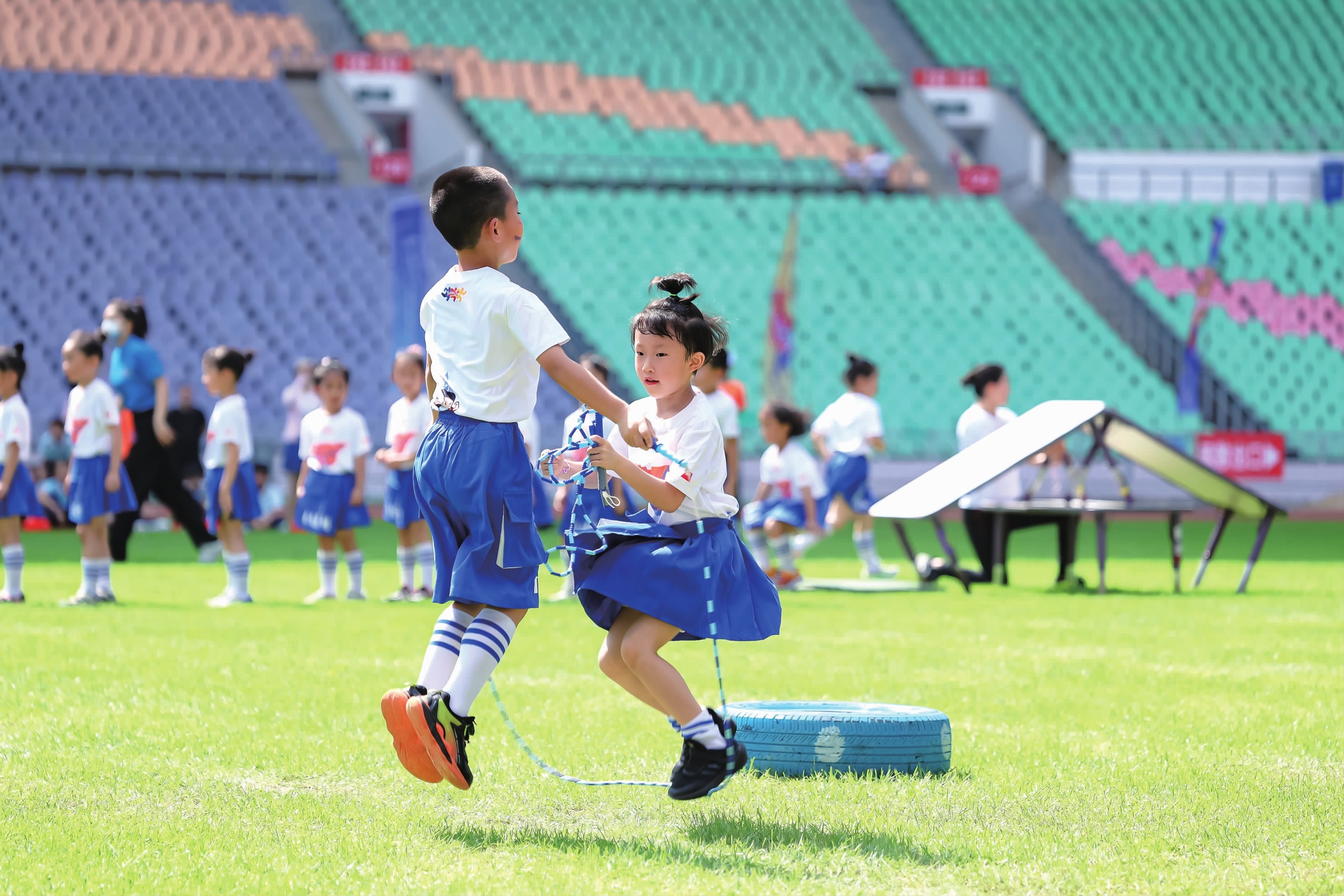 德州扑克高手放过一手（德扑高手果断放弃这手牌）